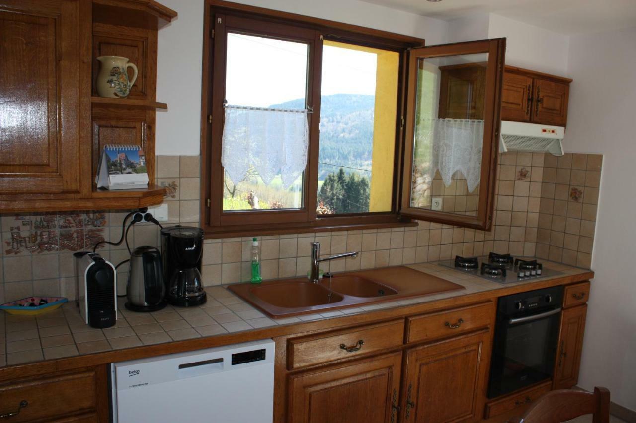La Maison Jaune Cleurie Bagian luar foto